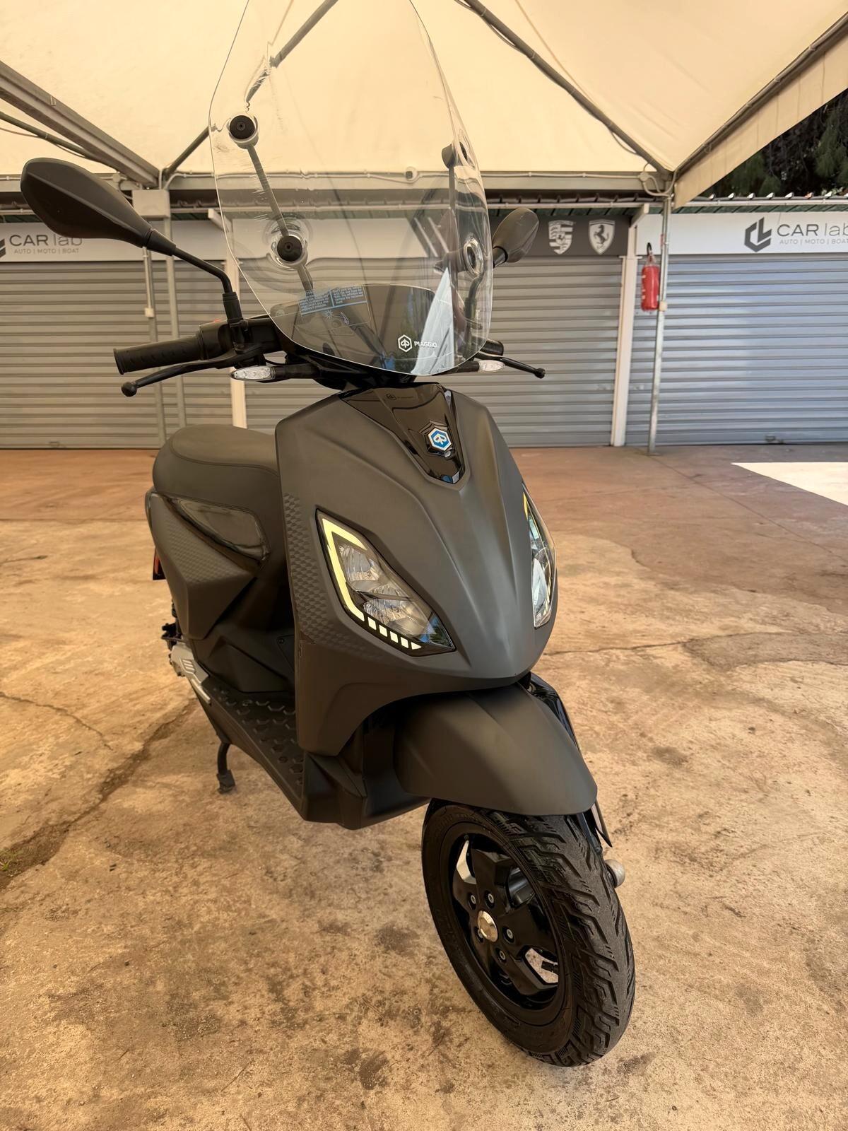 Piaggio 1 Active