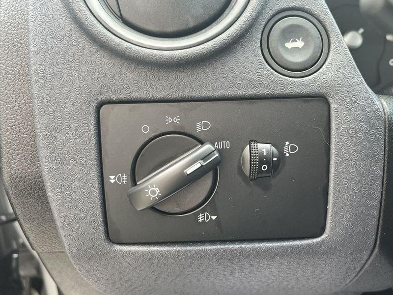 Ford Fusion 1.4 TDCi Titanium-CLIMA DIGITALE/BLUETOOTH