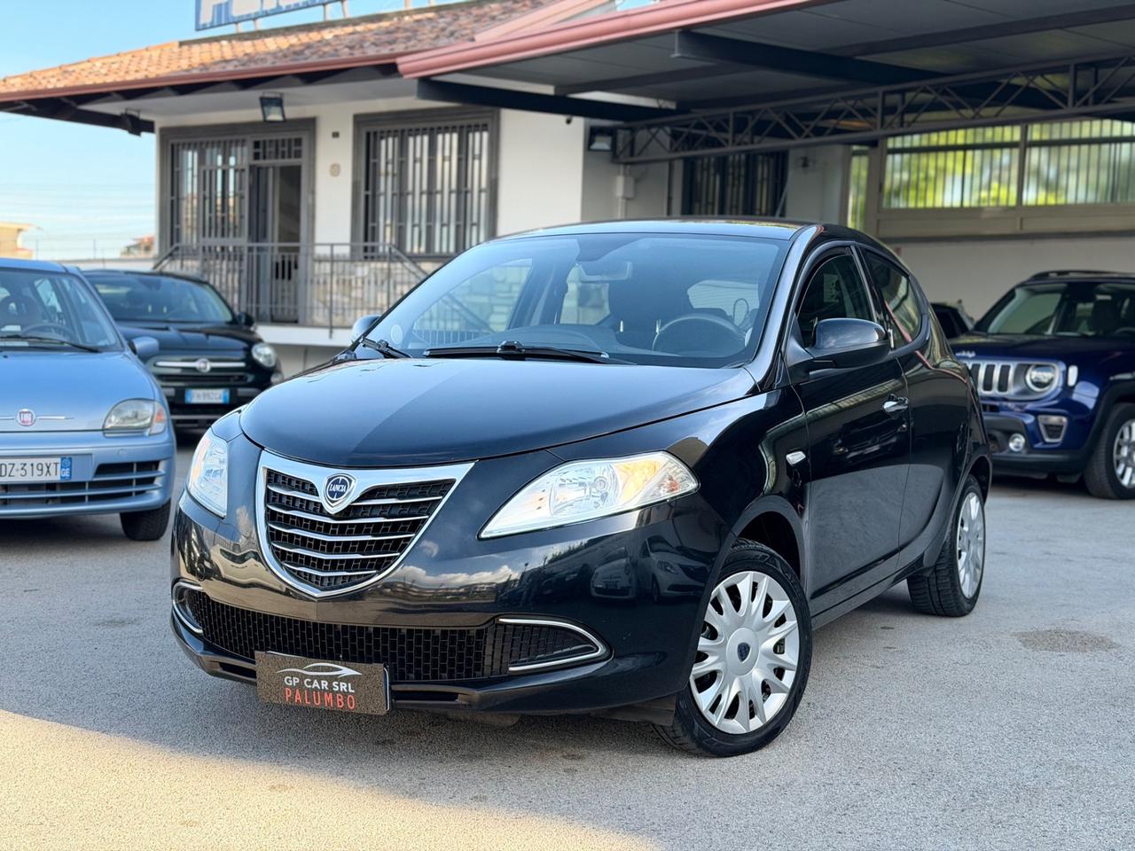 Lancia Ypsilon 1.2 69 CV 5 porte S&S Silver COME NUOVA