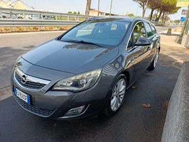 Opel Astra 1.7 CDTI Sports Tourer Cosmo 2011