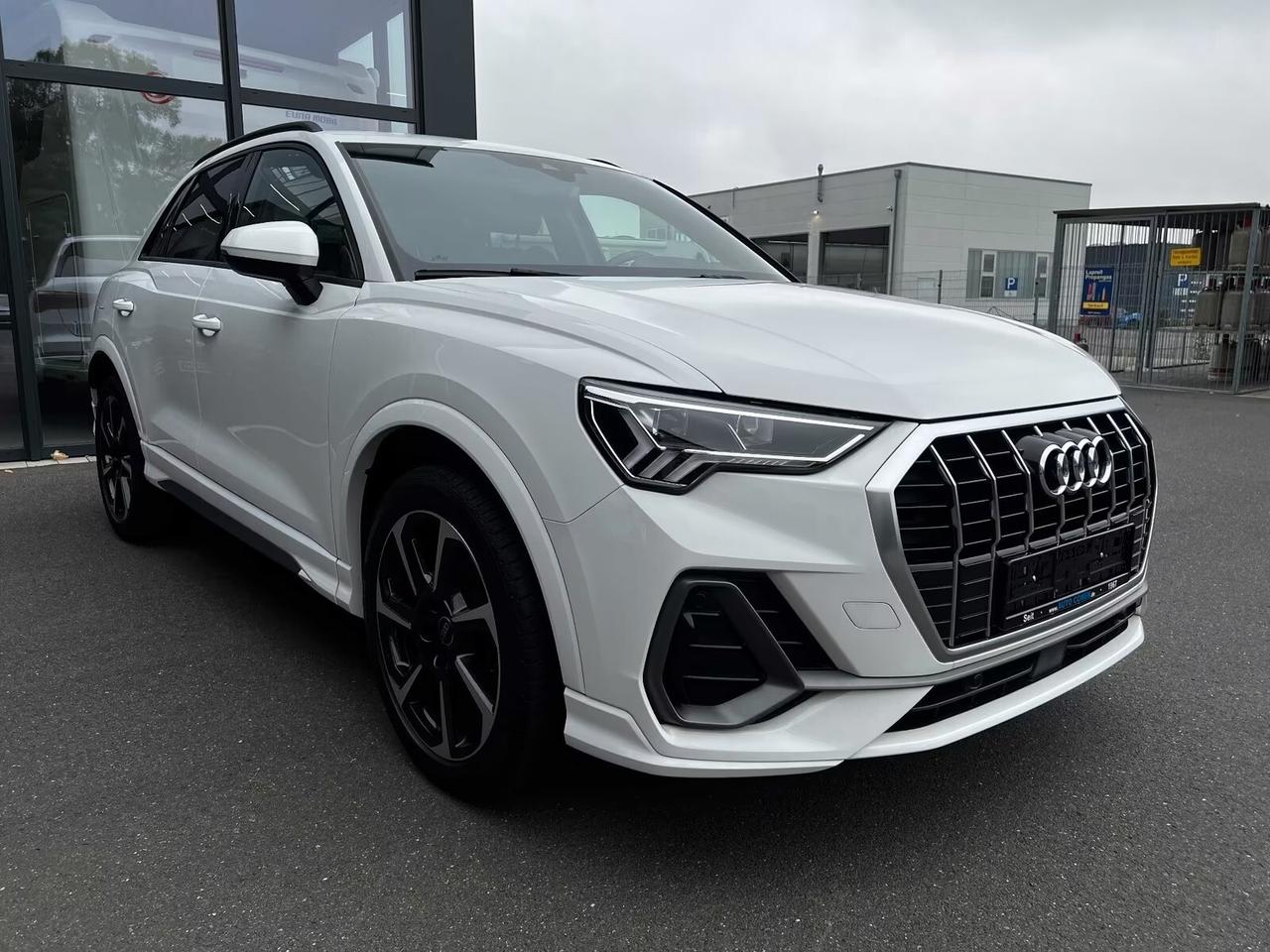Audi Q3 35 TFSI S line edition