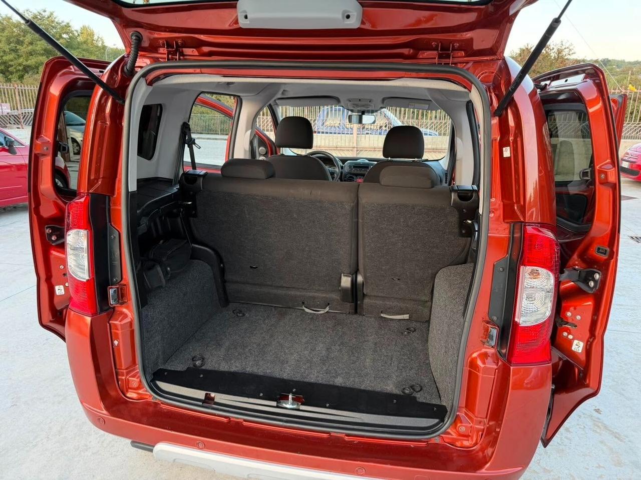Fiat Qubo 1.3 MJT -TREKKING- Autocarro 4 POSTI