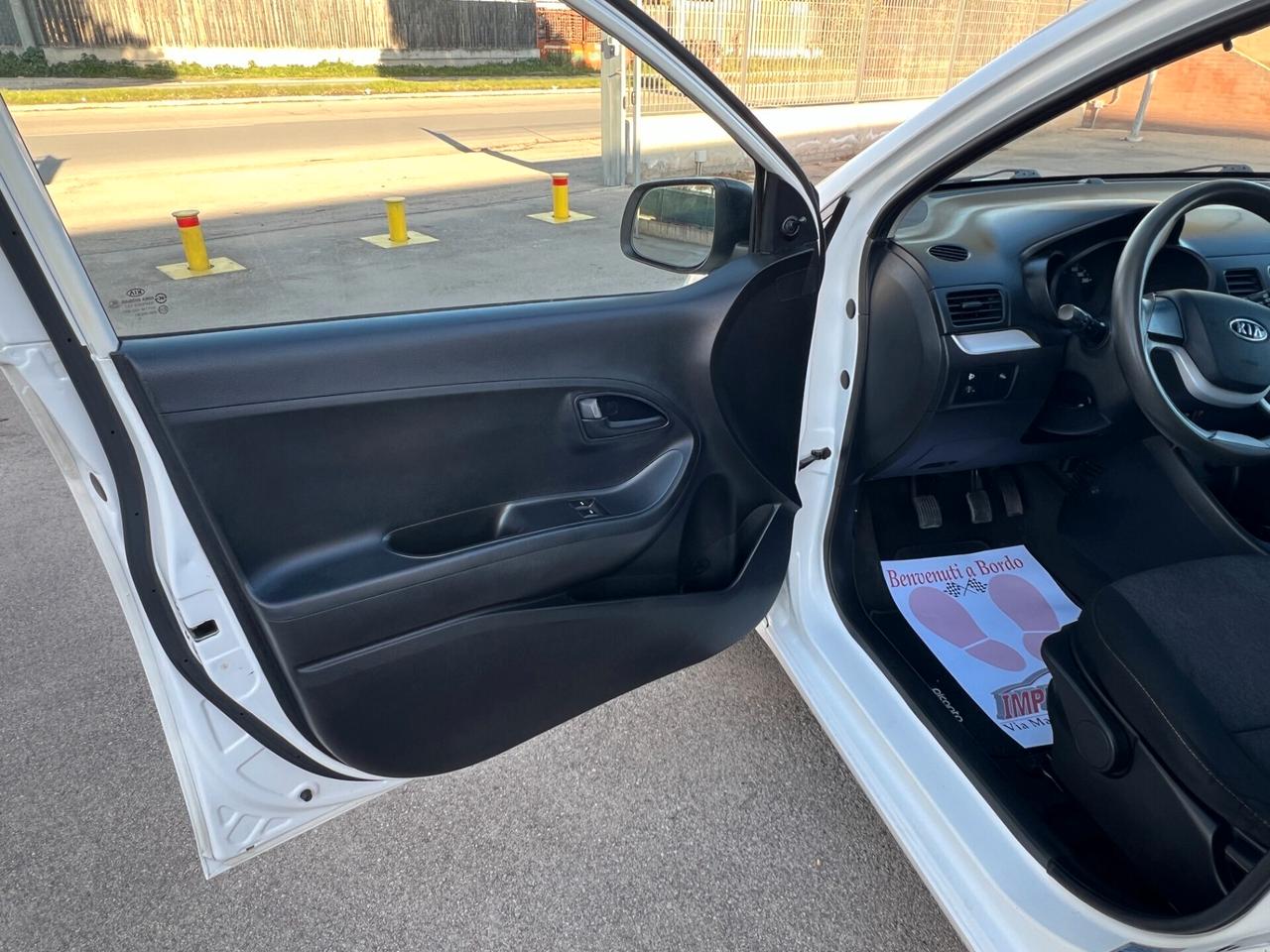 Kia Picanto 1.0 5 porte Style TAGLIANDATA