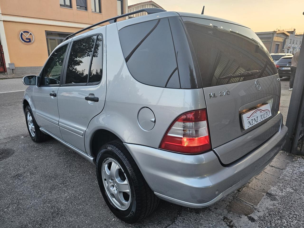 Mercedes-benz ML 270 CDI 163cv Aut*Pelle*Navi*Tetto*Xeno*Pdc*