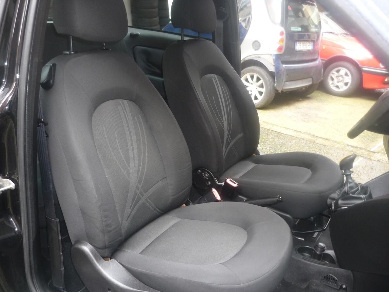 Lancia Ypsilon 1.2 69 CV Diva