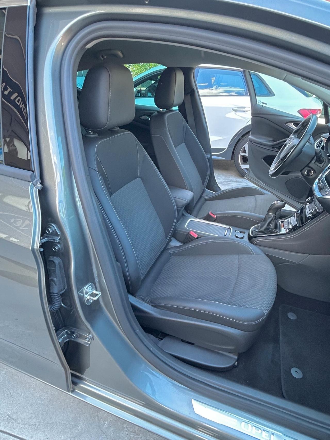 Opel Astra 1.6 CDTi -UNIPROPRIETARIO-CERTIFICATA