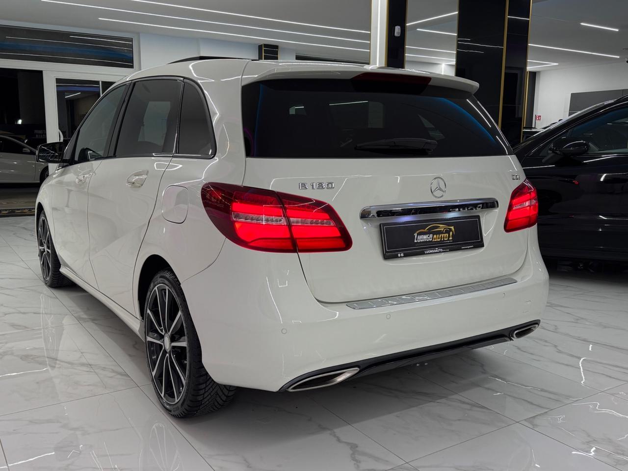 Mercedes-benz B 180d Automatic Premium AMG Iper Full
