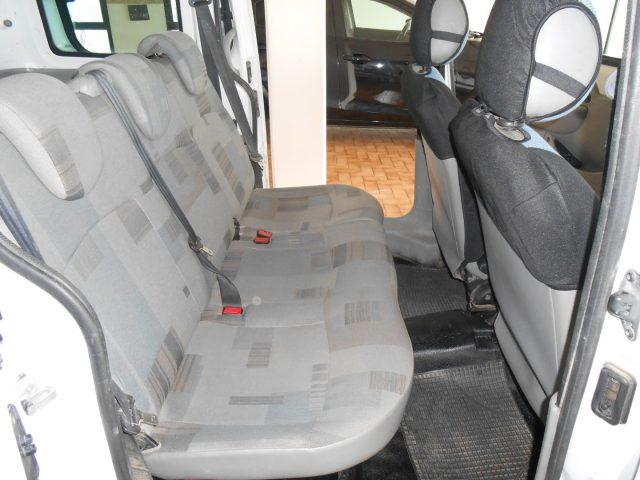 RENAULT Kangoo 1.6 16V 4x4 5P