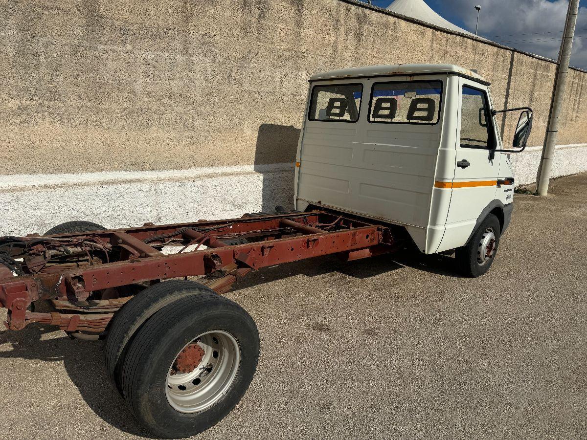 IVECO - Daily 59-12 Telaio passo 3600 Patente C