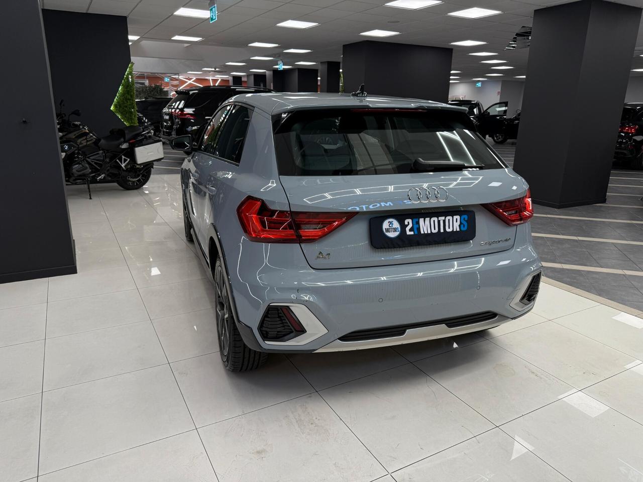 Audi A1 citycarver 30 TFSI Identity Contrast