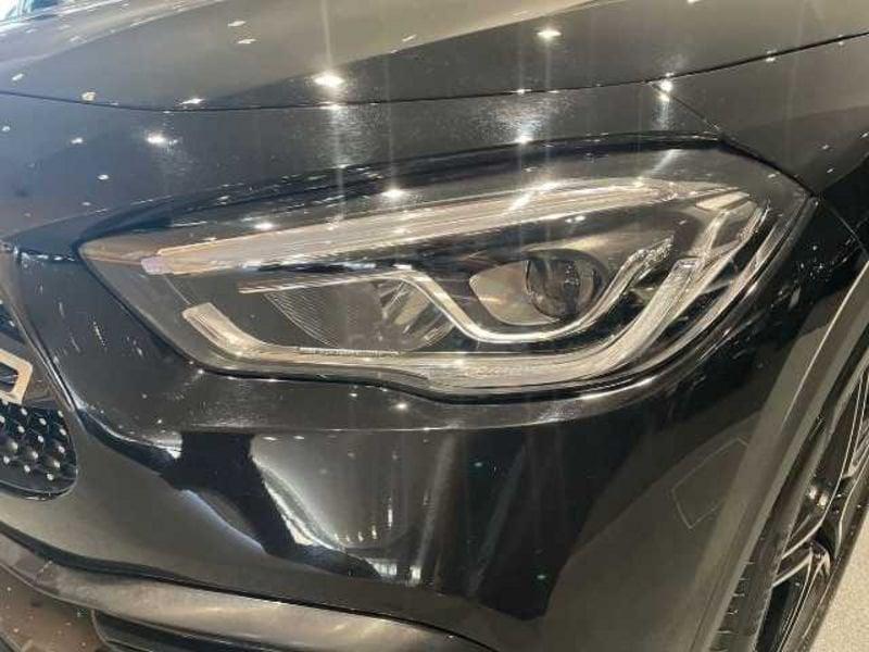 Mercedes-Benz GLA GLA-H247 2020 180 d Premium auto