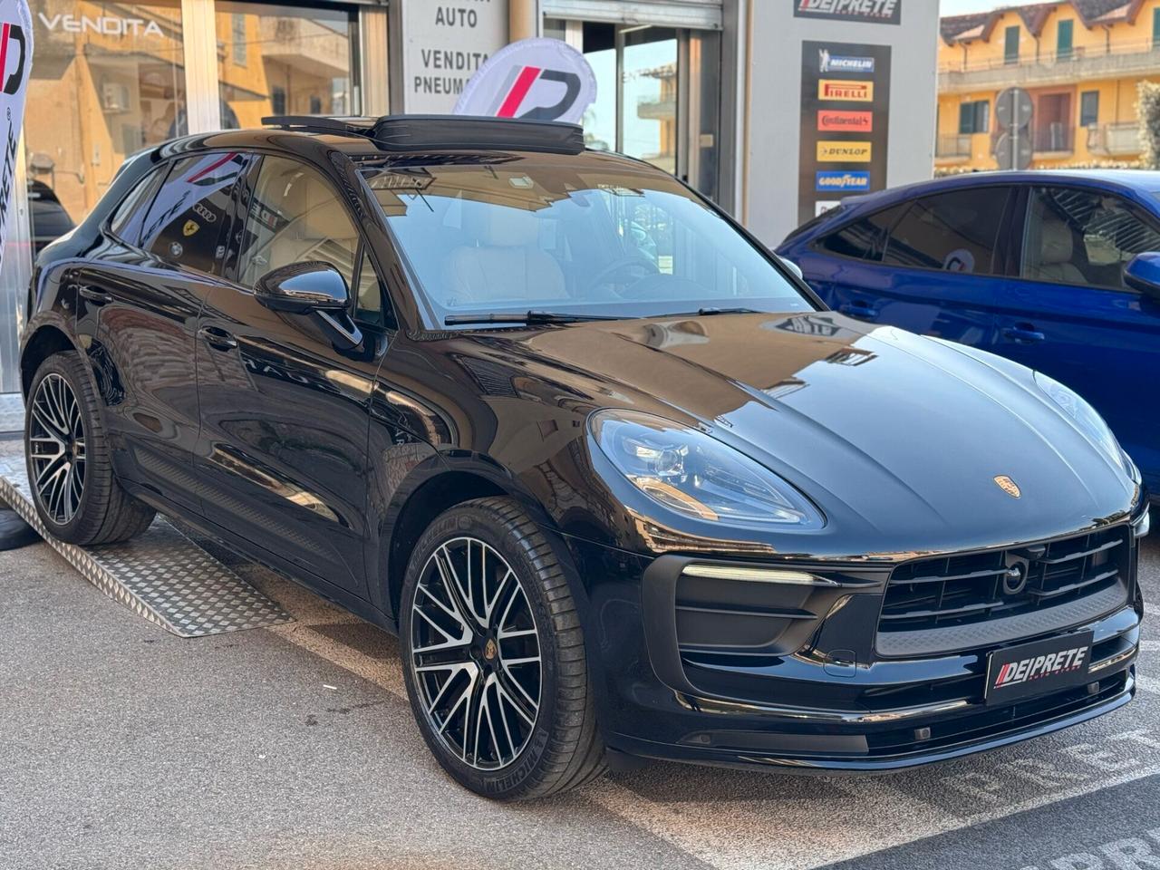 Porsche Macan 2.0 265 cv Black edition pelle totale full optional