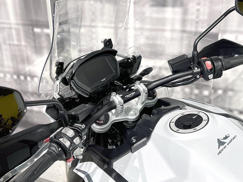 Triumph Tiger Alpine 1200