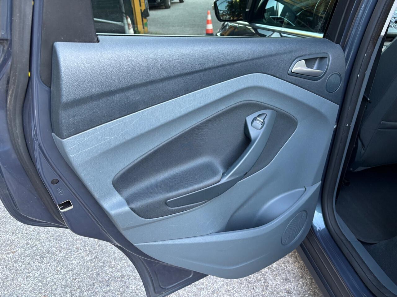 Ford C-Max 1.6 tdci Start&Stop Business OK Neopatentati