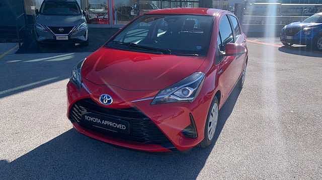 Toyota Yaris 5p 1.5 hybrid Cool my18