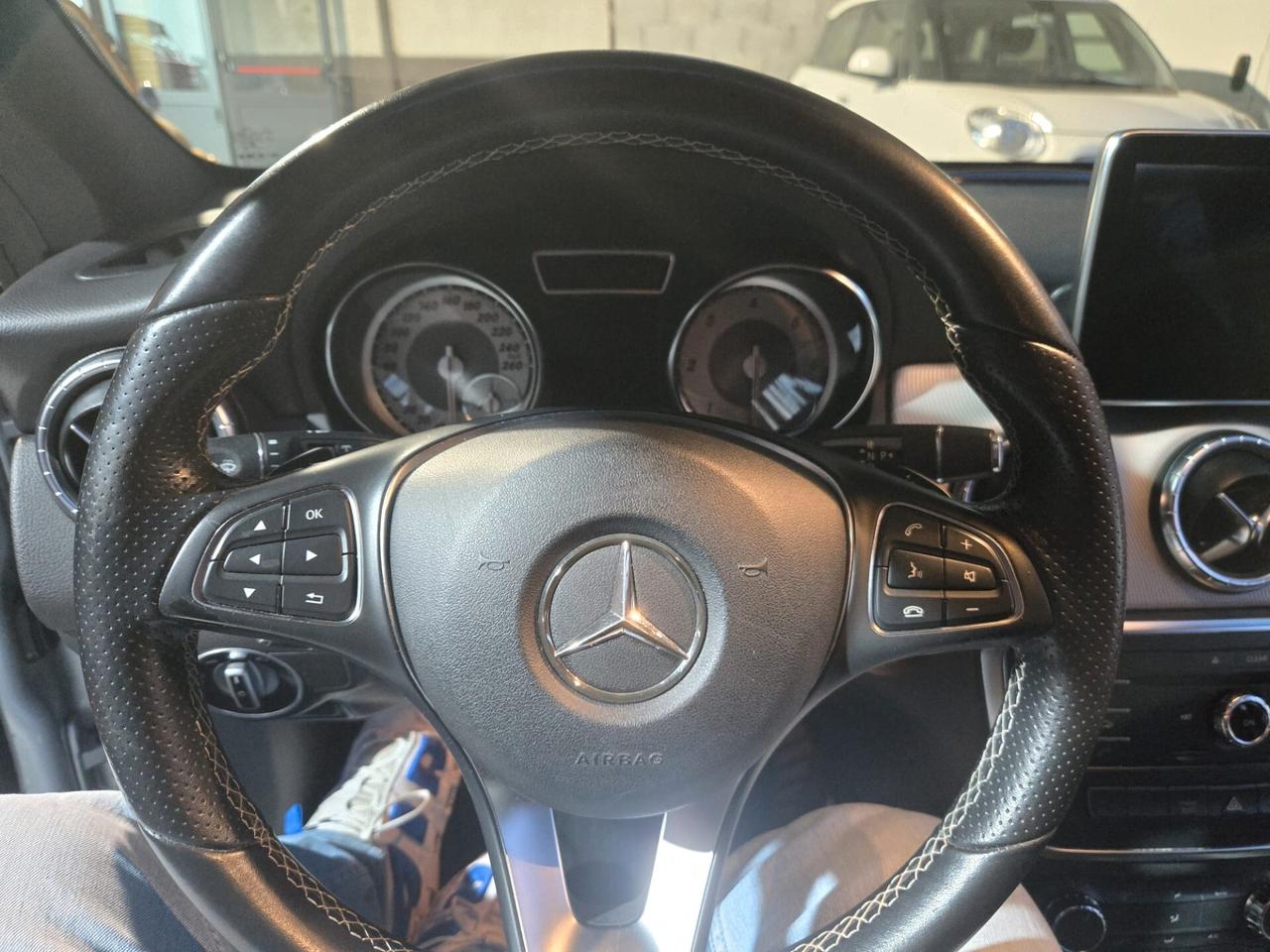 Mercedes-benz CLA 200 d Automatic Sport