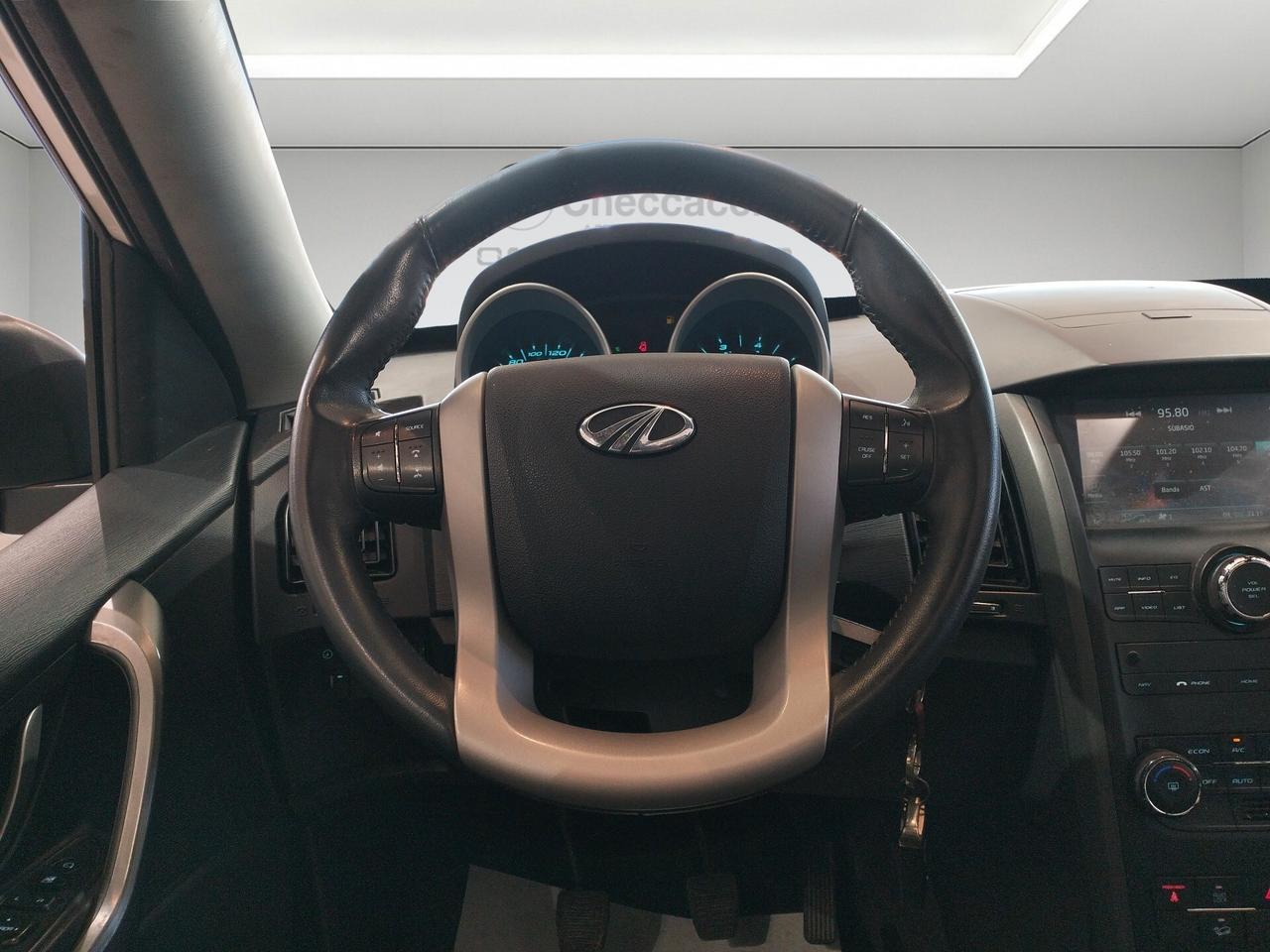 Mahindra XUV500 2.2 16v W8 awd M1 E6 *7 POSTI*56.000 KM*