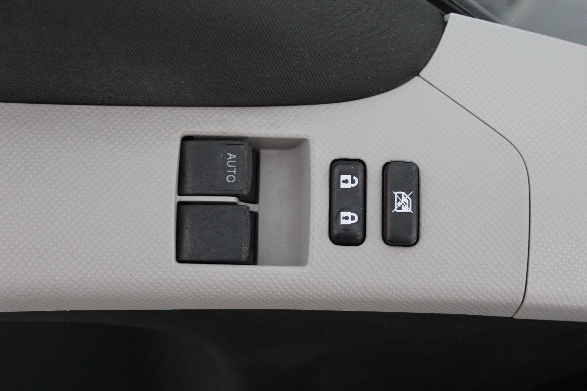 TOYOTA - Yaris - 1.0 5p. Now