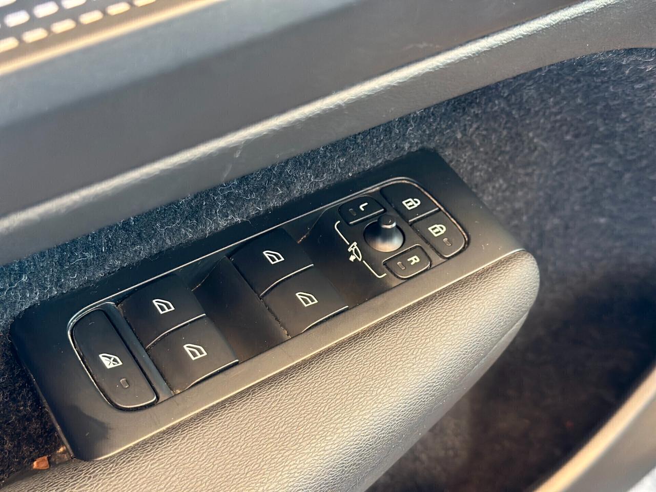 Volvo XC40 D3 AWD R-design 150 Cv