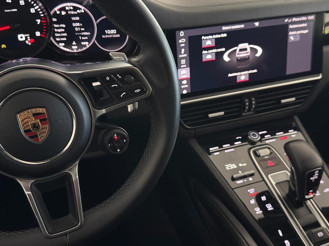 Porsche Cayenne 3.0 V6