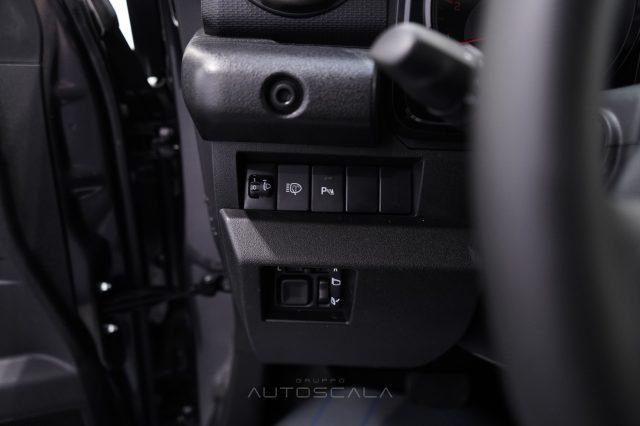 SUZUKI Jimny 1.5 102cv 5 Porte 4 Posti A/T Cambio Automatico