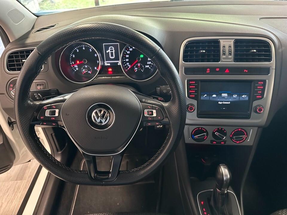 vw Polo CROSS 1.2 TSI DSG AUTOMATICA - NEOPATENTATI