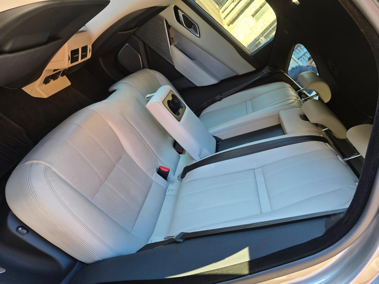Land Rover Range Velar 3.0 V6 SD6 300 CV R-Dynamic SE
