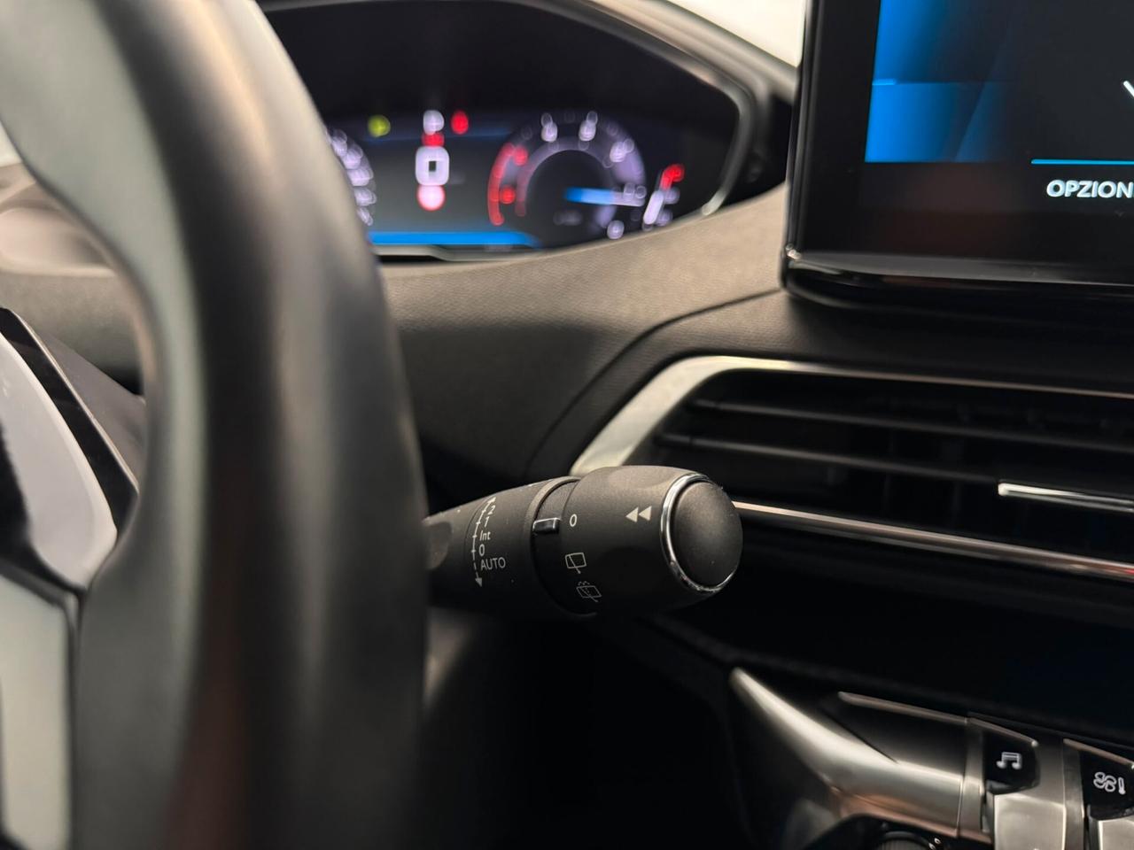 Peugeot 5008 BlueHDi 130 S&S EAT8 Allure