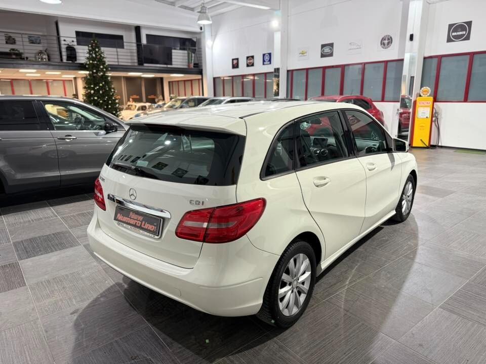 Mercedes Classe B 180 110cv Executive 2013