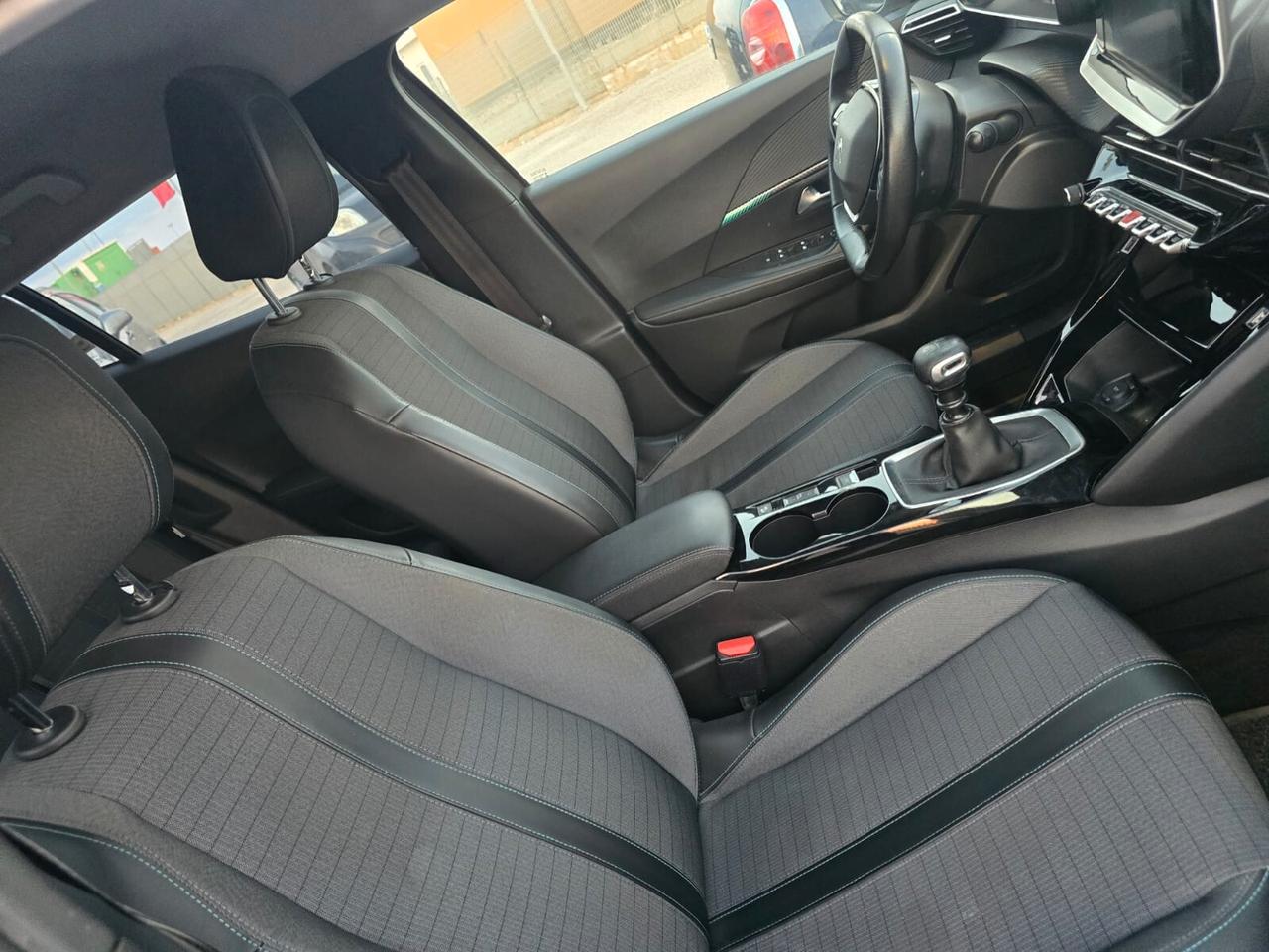 Peugeot 2008 BlueHDi 110 S&S GT