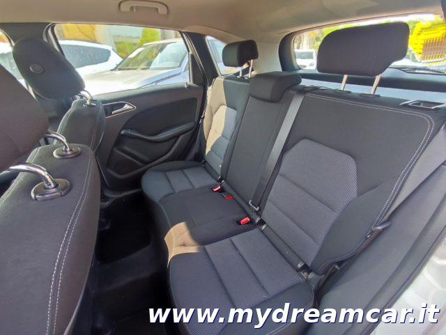 MERCEDES-BENZ B 180 CDI Executive