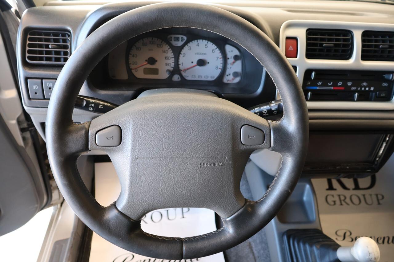 Suzuki Jimny 1.3i 16V cat 4WD JLX