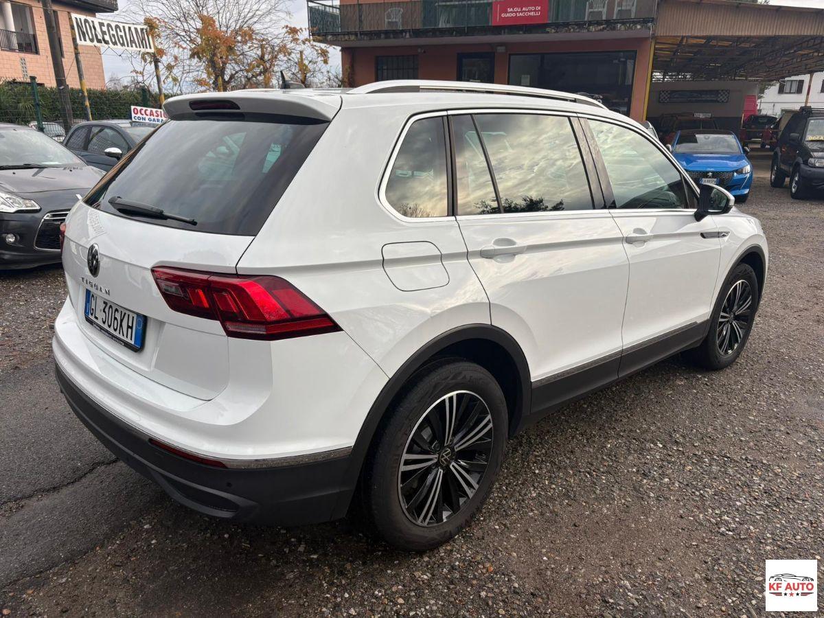 VOLKSWAGEN - Tiguan 2.0 tdi scr Elegance 150cv dsg