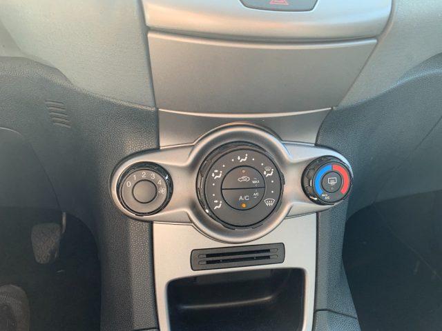 FORD Fiesta 1.2 82 CV 5 porte Titanium