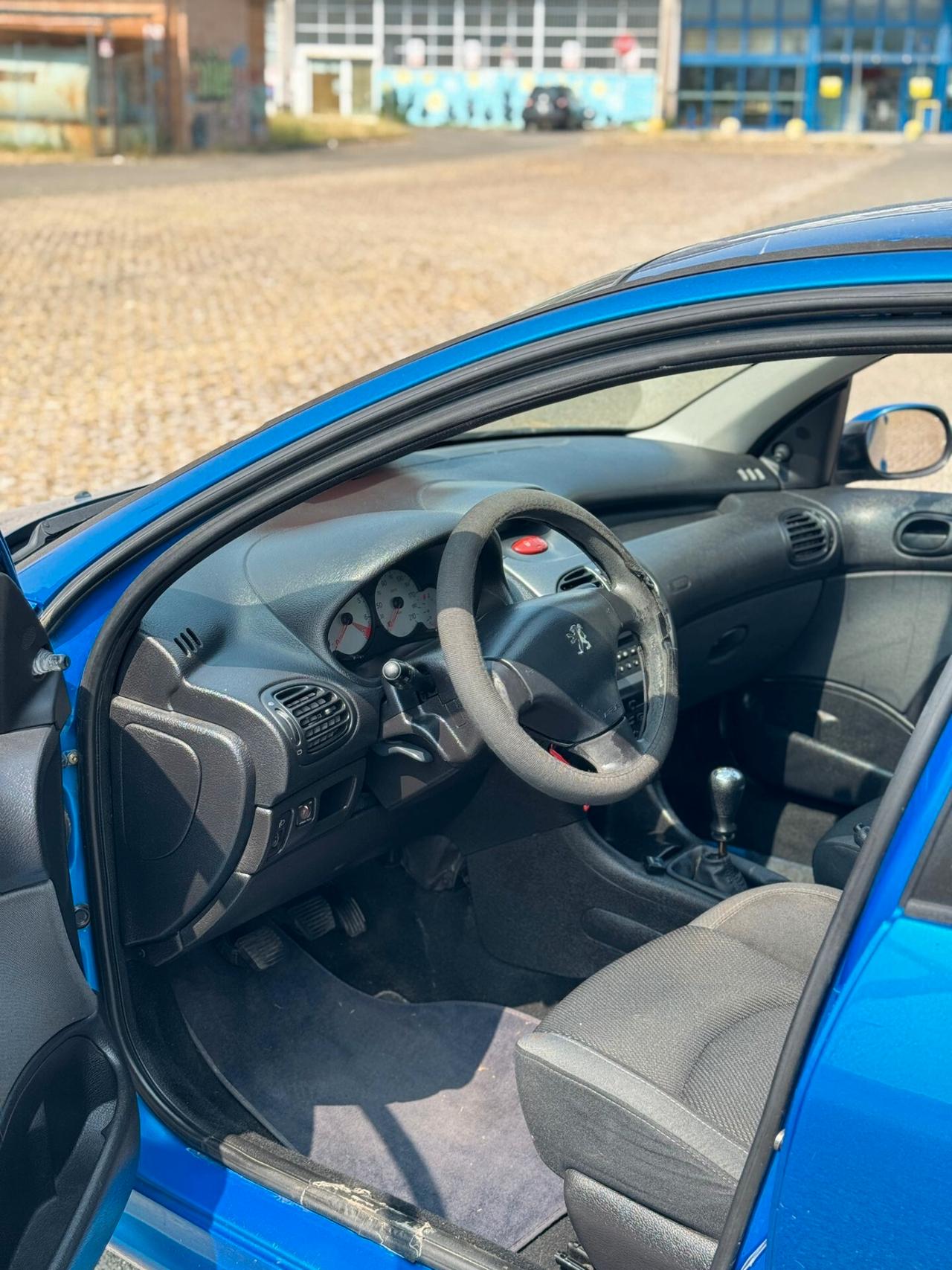 Peugeot 206 1.1 5p. Sweet Years