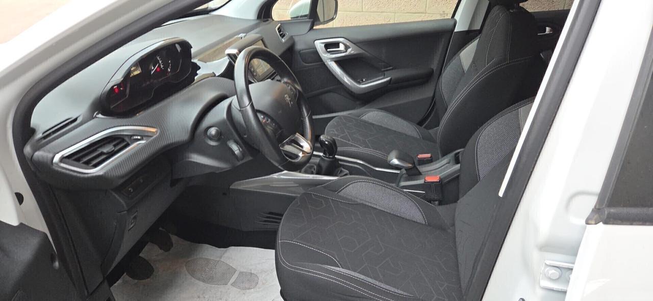 Peugeot 2008 PureTech 82 S&S Allure