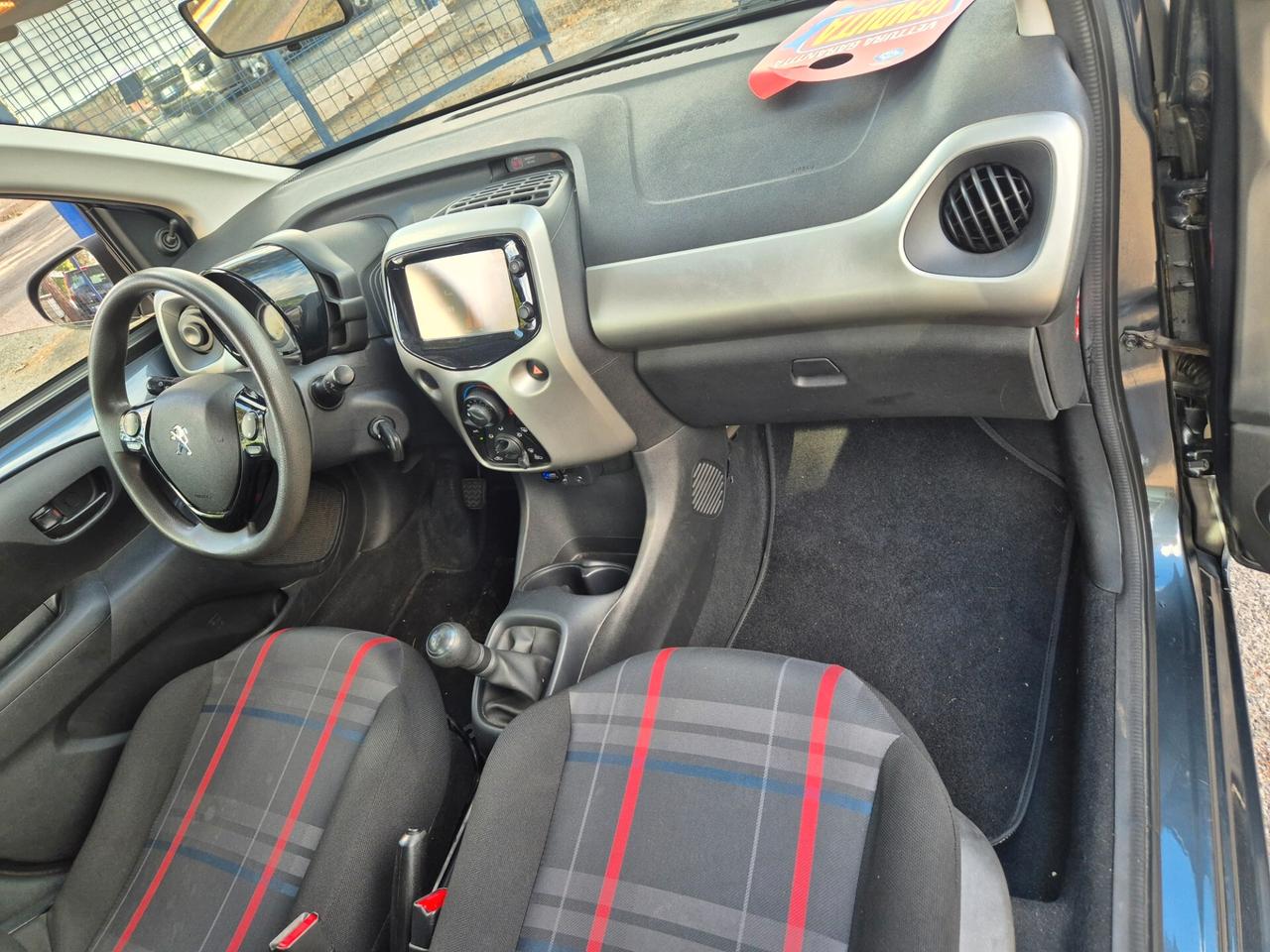 Peugeot 108 VTi 68 5 porte Allure