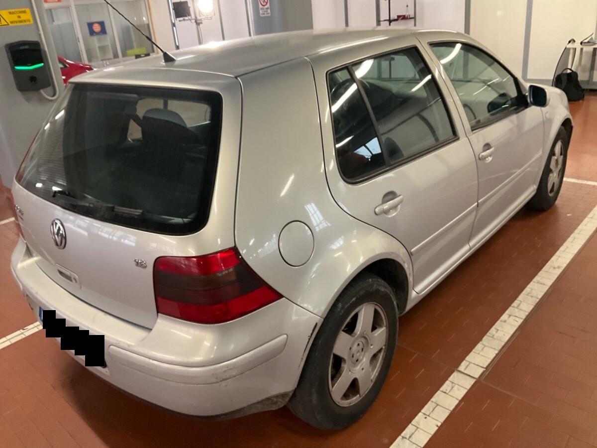 Volkswagen Golf 1.6 cat 5 porte Comfortline