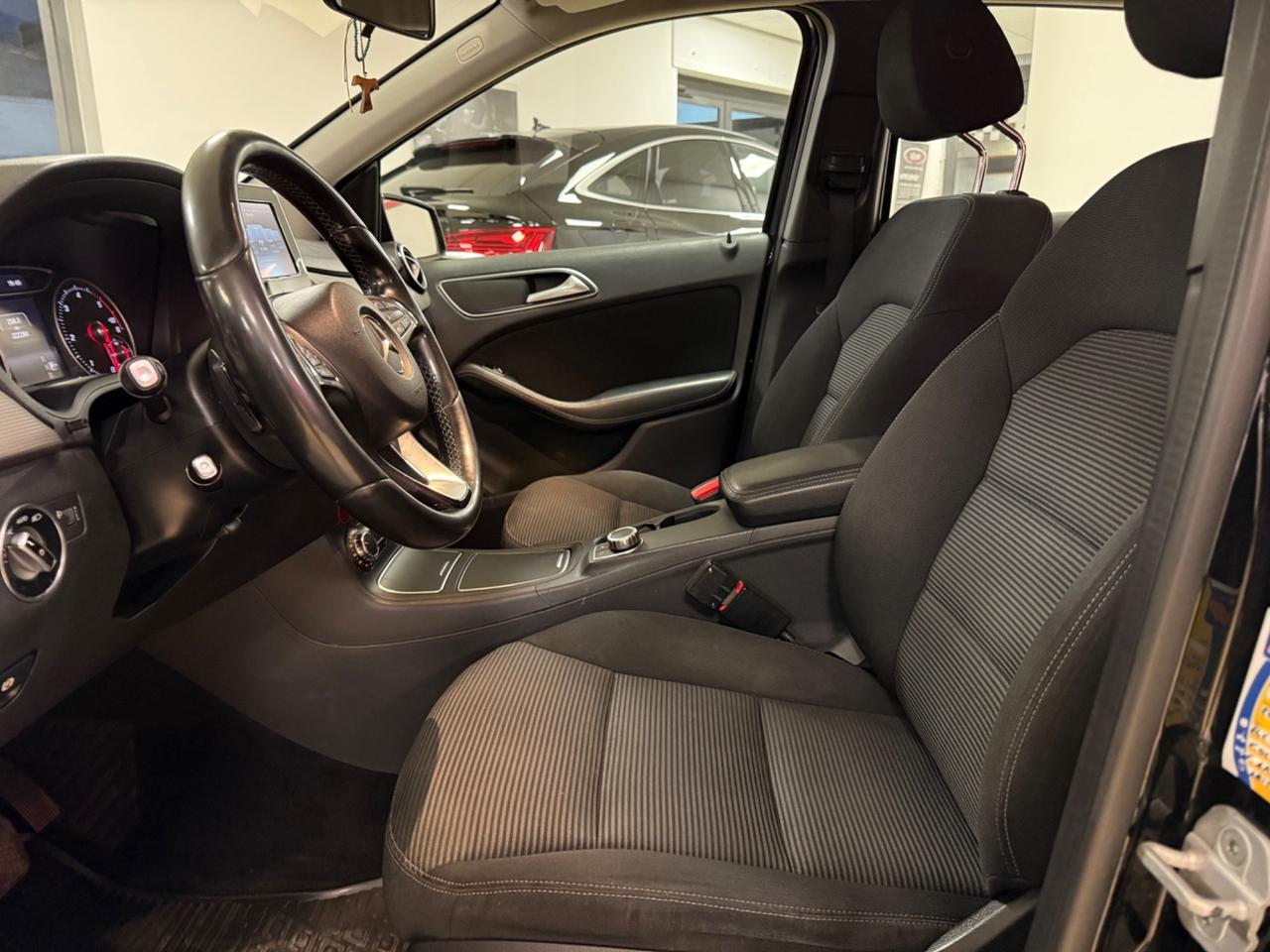 Mercedes-benz B 180 B 180 CDI Automatic Executive