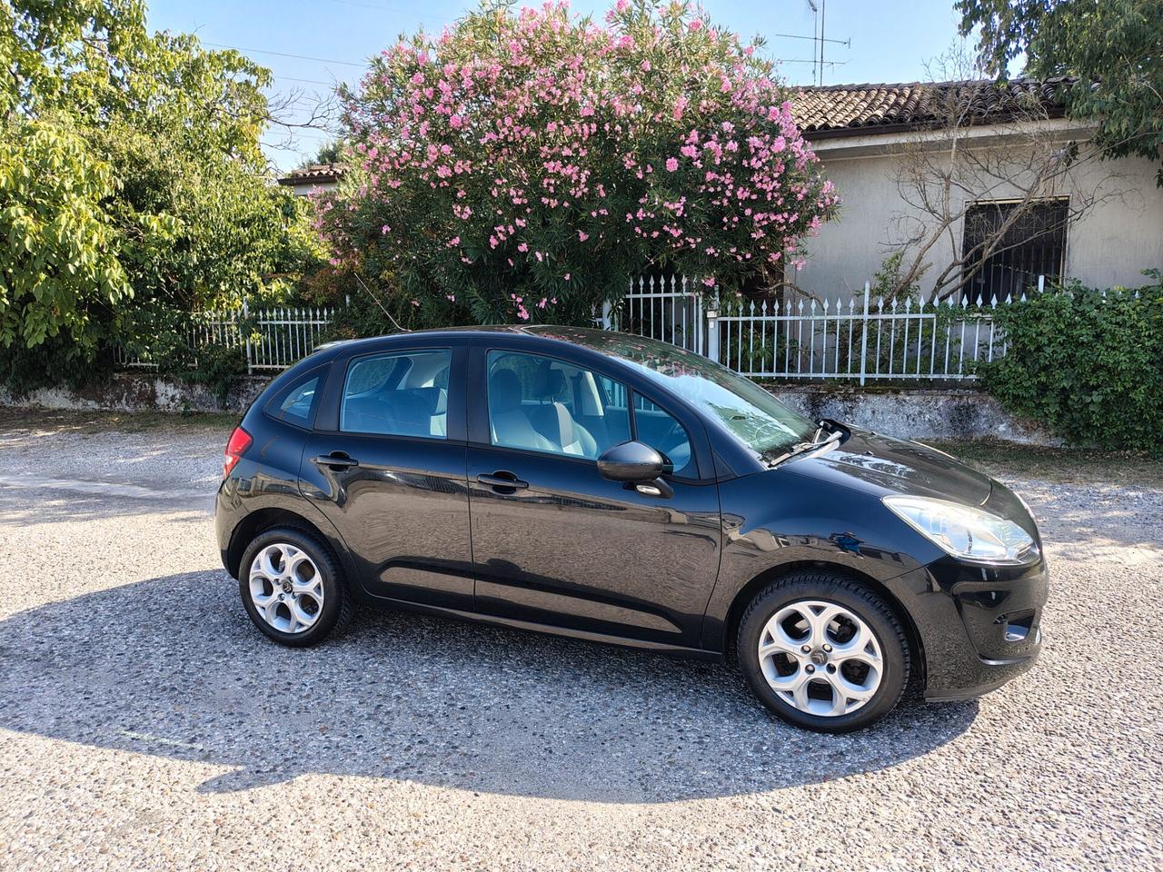 Citroen C3 1.1 Exclusive TETTO PANORAMICO VISIODRIVE