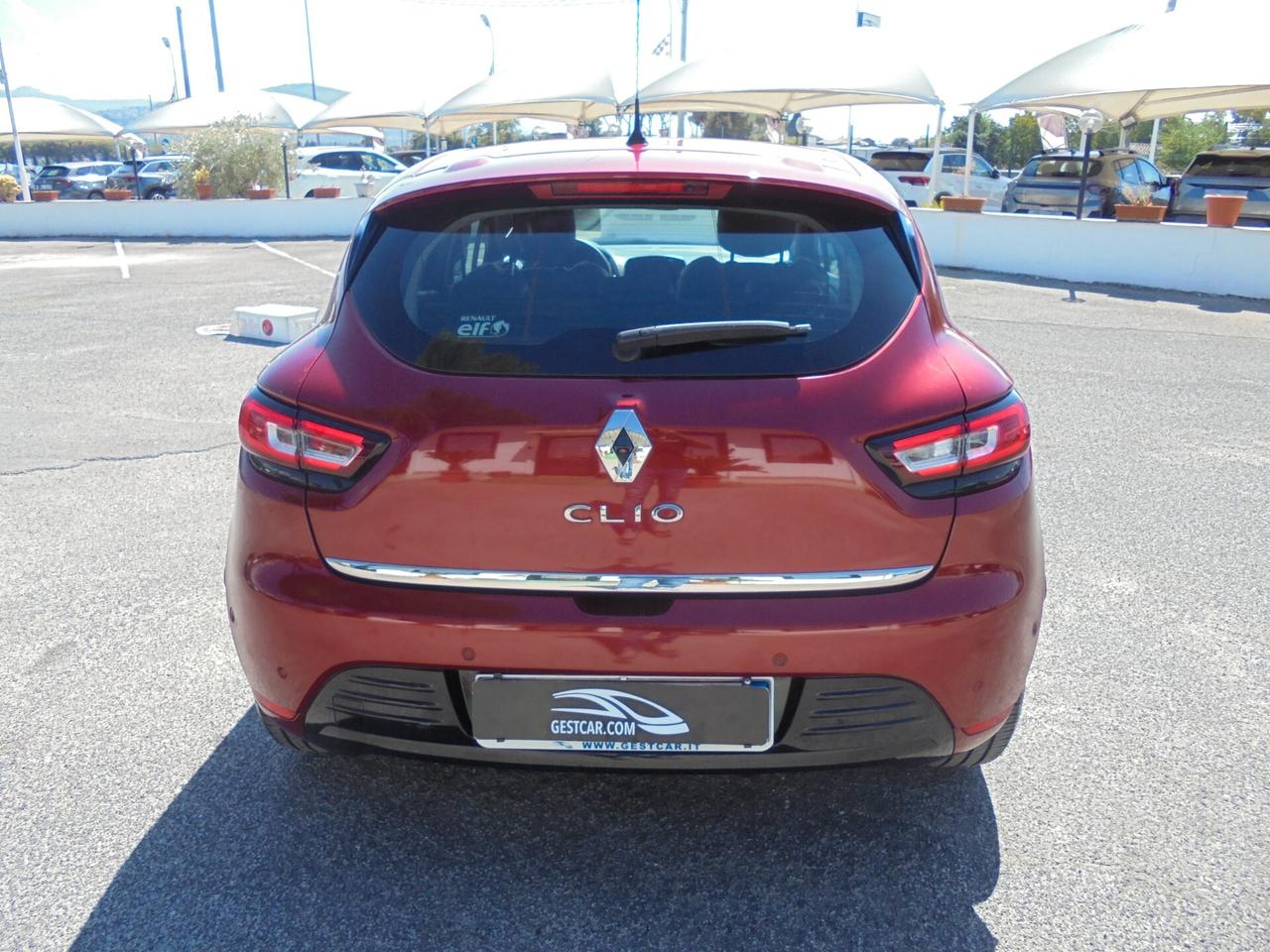 Renault Clio TCe 12V 75 CV 5 porte Moschino Life