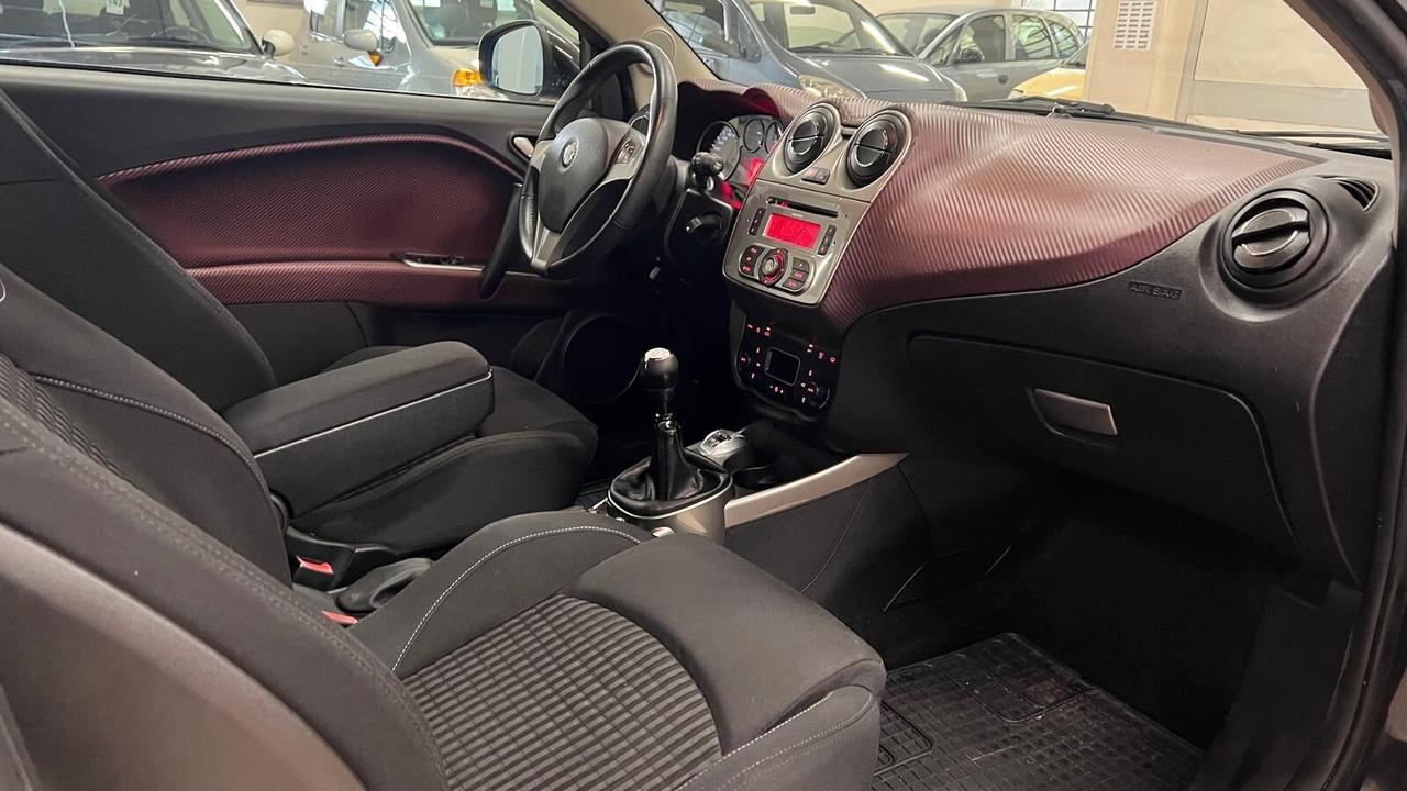 Alfa Romeo MiTo 1.3 JTDm 16V 90 CV Distinctive Sport Pack