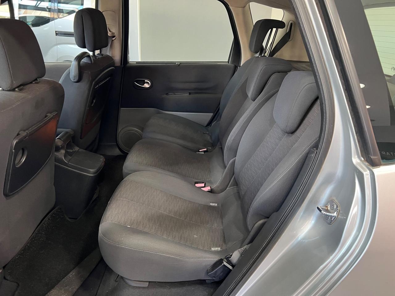 Renault Scenic Scénic 1.5 dCi 105CV