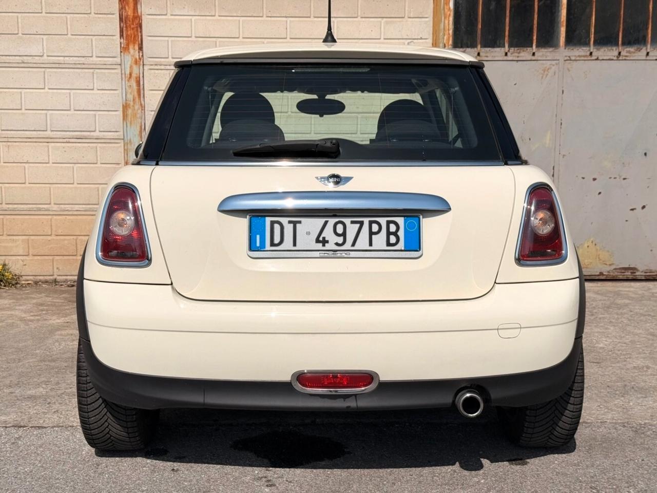 Mini 1.4 16V One Chili