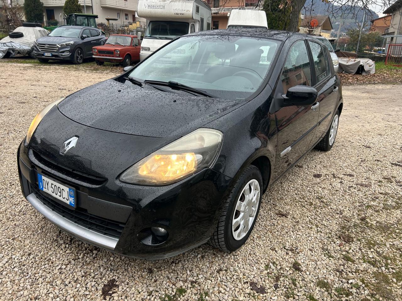 Renault Clio 1.2 16V 5 porte Luxe