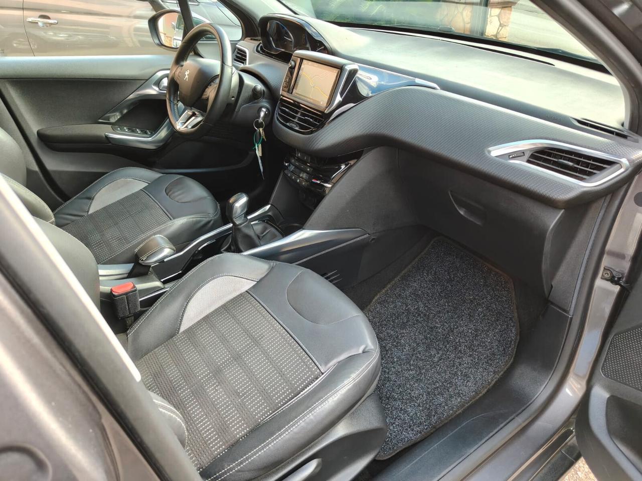 Peugeot 2008 1.6 HDI – Allure - 2014