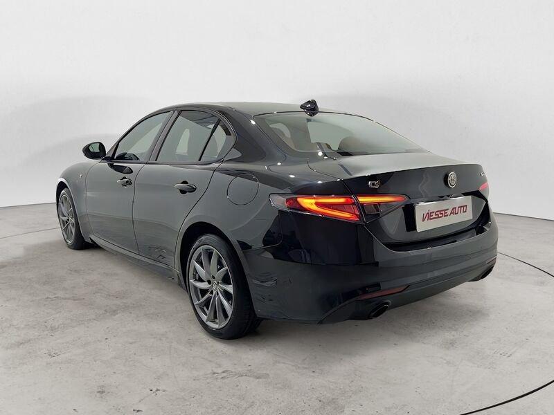 Alfa Romeo Giulia 2.2 Turbodiesel 210 CV AT8 AWD Q4 TI