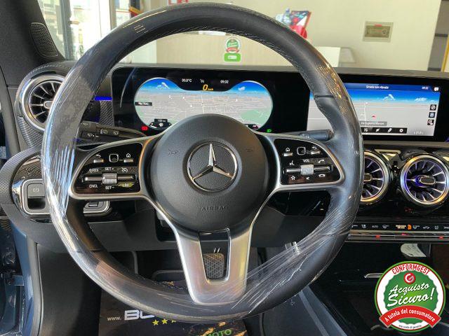 MERCEDES-BENZ CLA 180 d Aut. Shooting Brake *TETTO APRIBILE