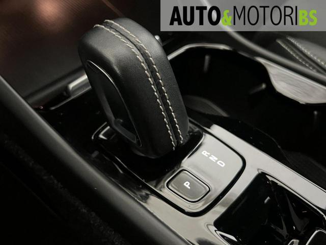VOLVO XC40 T3 Geartronic R-design