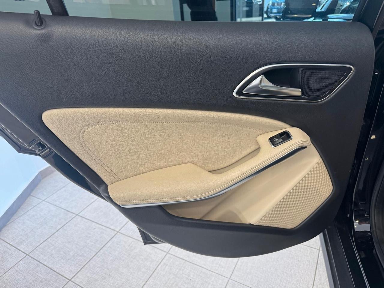 Mercedes-benz GLA 200CDI Premium TETTO - 2015